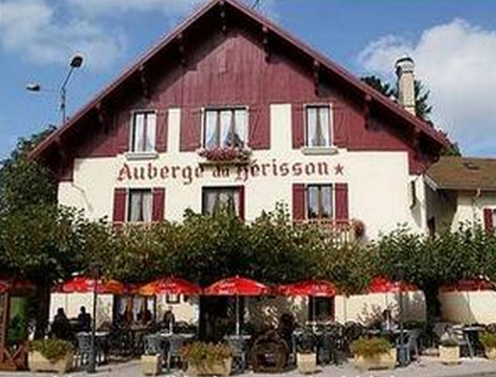 Auberge Du Herisson La Chaux-du-Dombief Екстер'єр фото